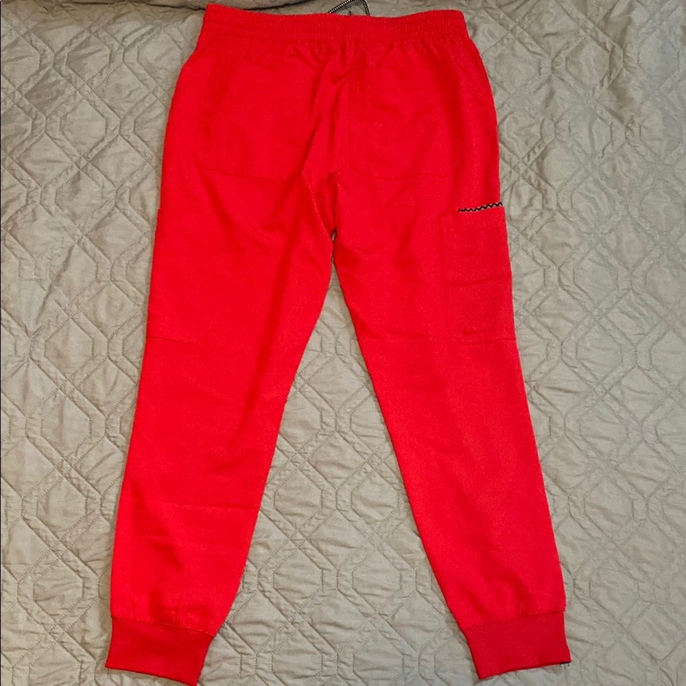 Beyond Scrubs Red Scrub Set - Picture 5 of 6